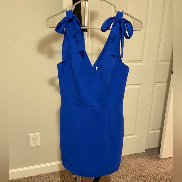 NWT formal mini dress with bow straps - Picture 2 of 5